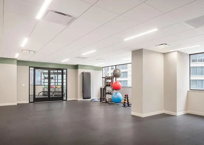 Streeterville 1br W Gym Pool Nr Navy Pier Chi-411 Chicago